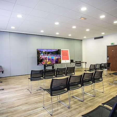 Ξενοδοχείο Ibis Styles Μπεζανσόν