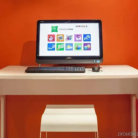 Ibis Styles Ξενοδοχείο Μπεζανσόν